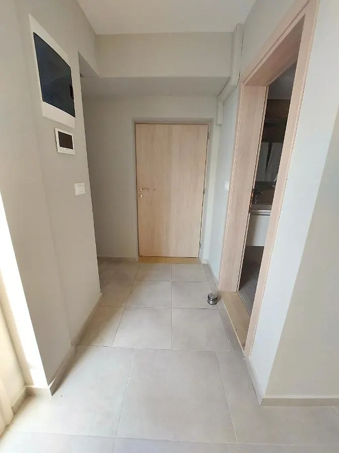 Maxim Apartment Iraklio 0*,