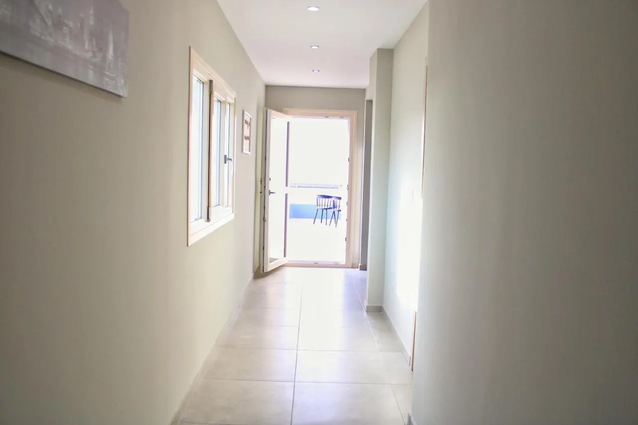 Maxim Apartment Iraklio