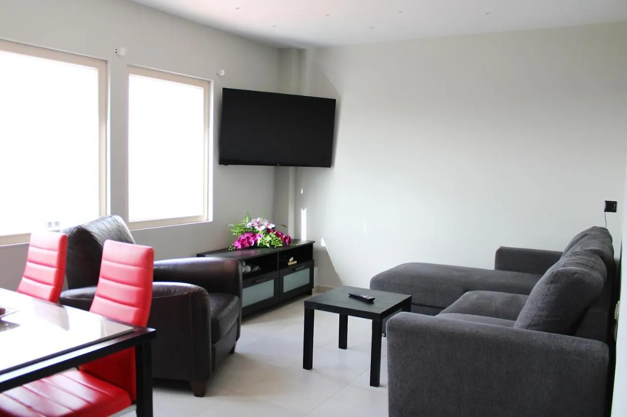Maxim Apartment Iraklion